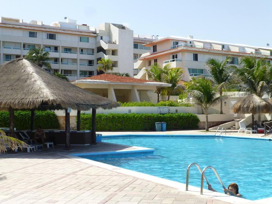 Great Price, Beautiful Beach And Pool, 1 Bedroom كانكون المظهر الخارجي الصورة